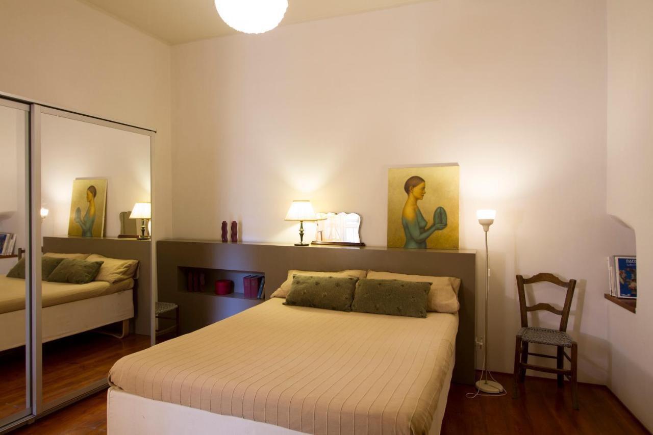 Tre Vie Apartment Con Terrazzo Giardino Pensile Catania Luaran gambar