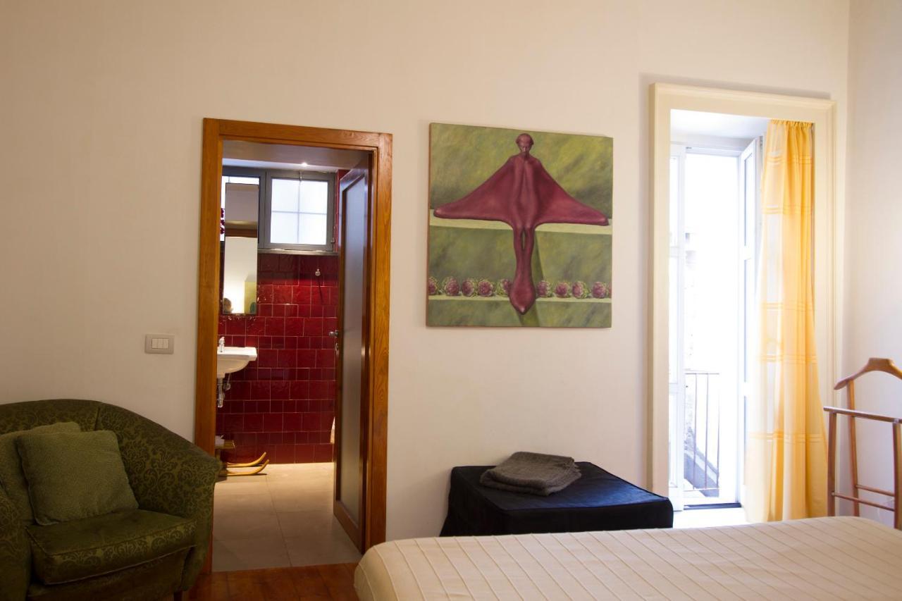 Tre Vie Apartment Con Terrazzo Giardino Pensile Catania Luaran gambar