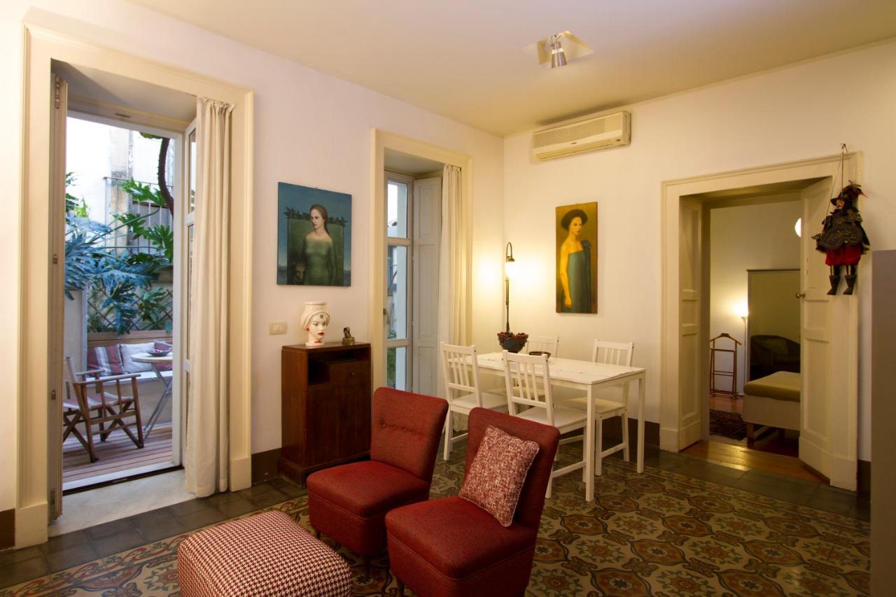 Tre Vie Apartment Con Terrazzo Giardino Pensile Catania Luaran gambar