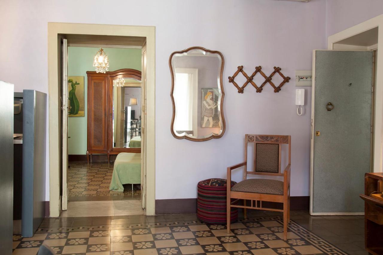 Tre Vie Apartment Con Terrazzo Giardino Pensile Catania Luaran gambar